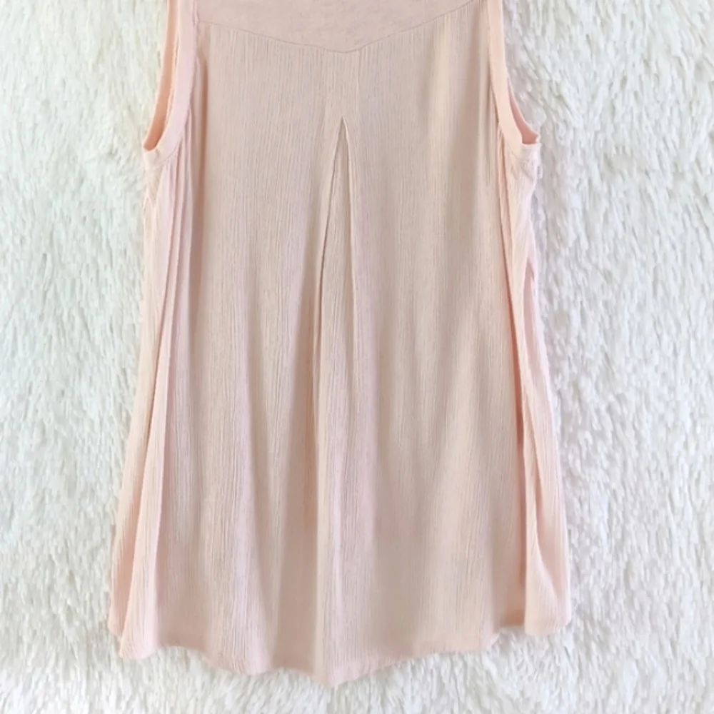 Universal Thread Women's Size M Sleeveless Top - Picture 7 of 12